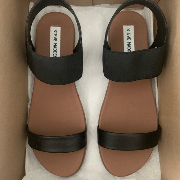 NWT Steve Madden Sandals - Picture 2 of 2